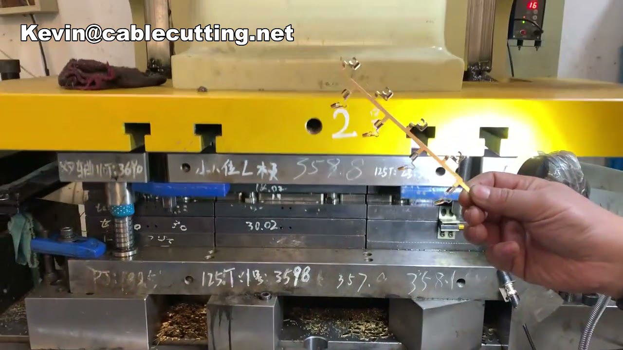 16a Solid Hollow Plug Insert Crimping Machines,16a Plug Insert Proudction Line,Europe Plug Insert Cr