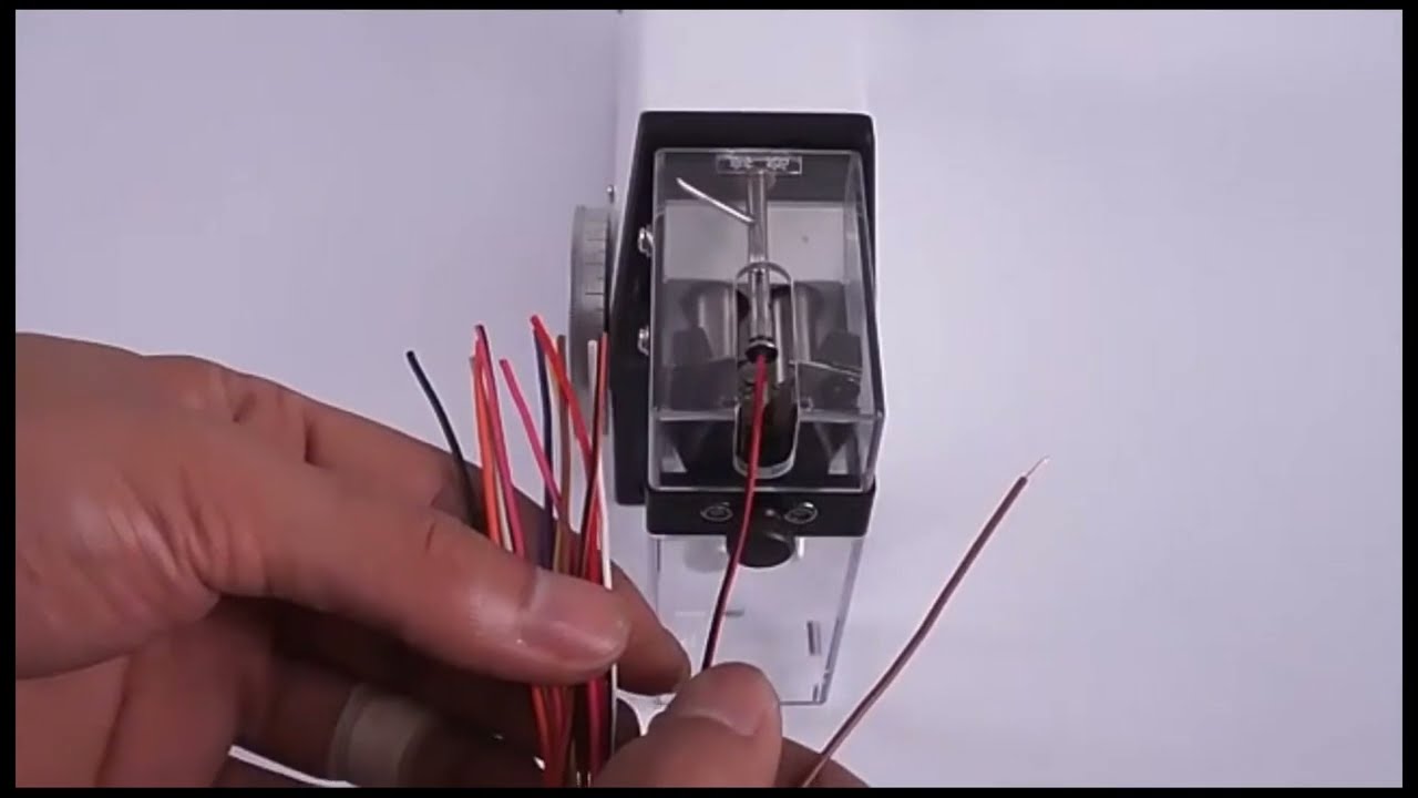 No Change Blade Pneumatic Stripping Machine With Cycle Time 03sec