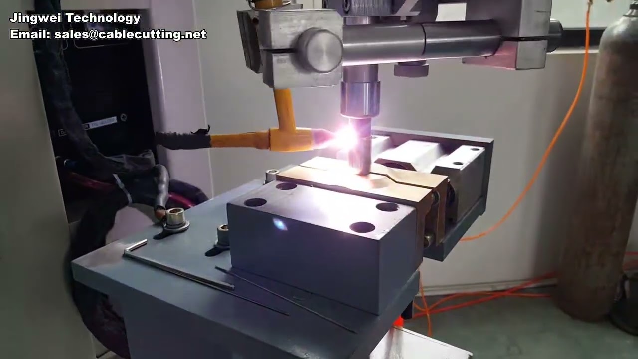 Servohydraulinen yhdistetty kuusiasemainen automaattinen teräsnauhanmuovauskone, metallikoodaus integroituna